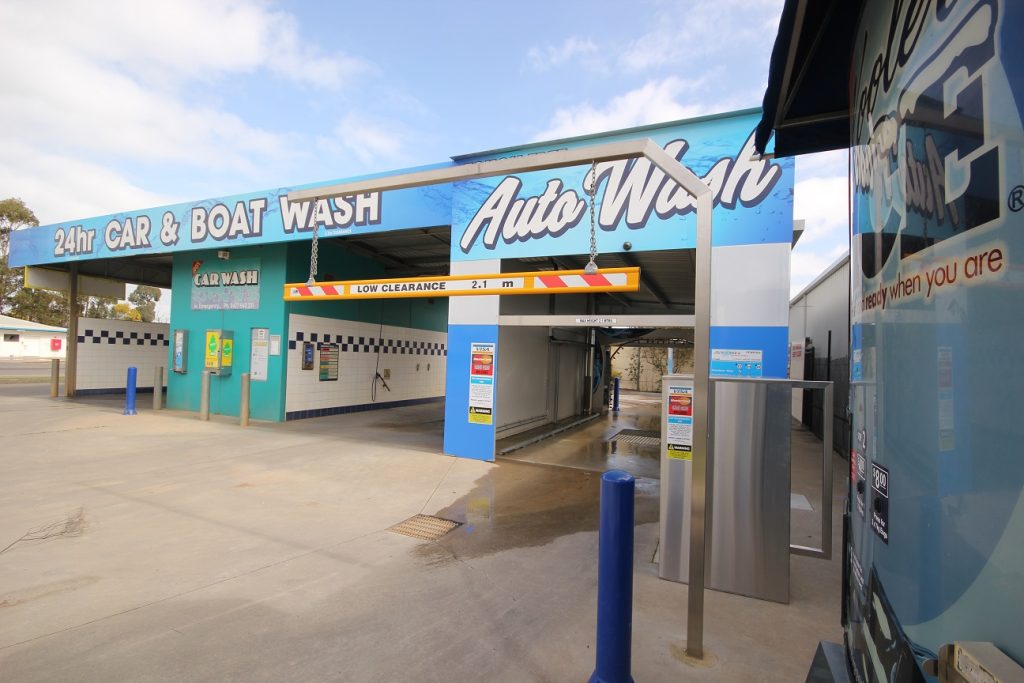 DRIVE THROUGH Car Wash All Sheds