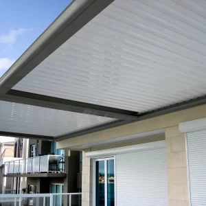 Outback® Sunroof Louvre Patio